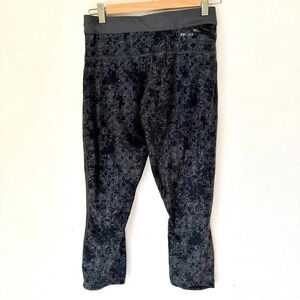 Nike Relay Running Capri Dri Fit digital camo leggings